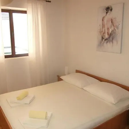 Apartamento With A Parking Space - 22168 *