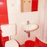 Apartamento With Parking Space - 22168 Makarska
