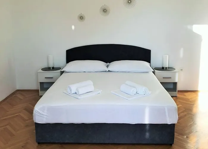 Appartamento With Parking Space - 22168 Makarska