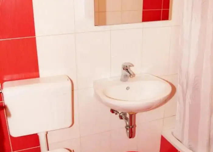 Appartamento With Parking Space - 22168 Makarska